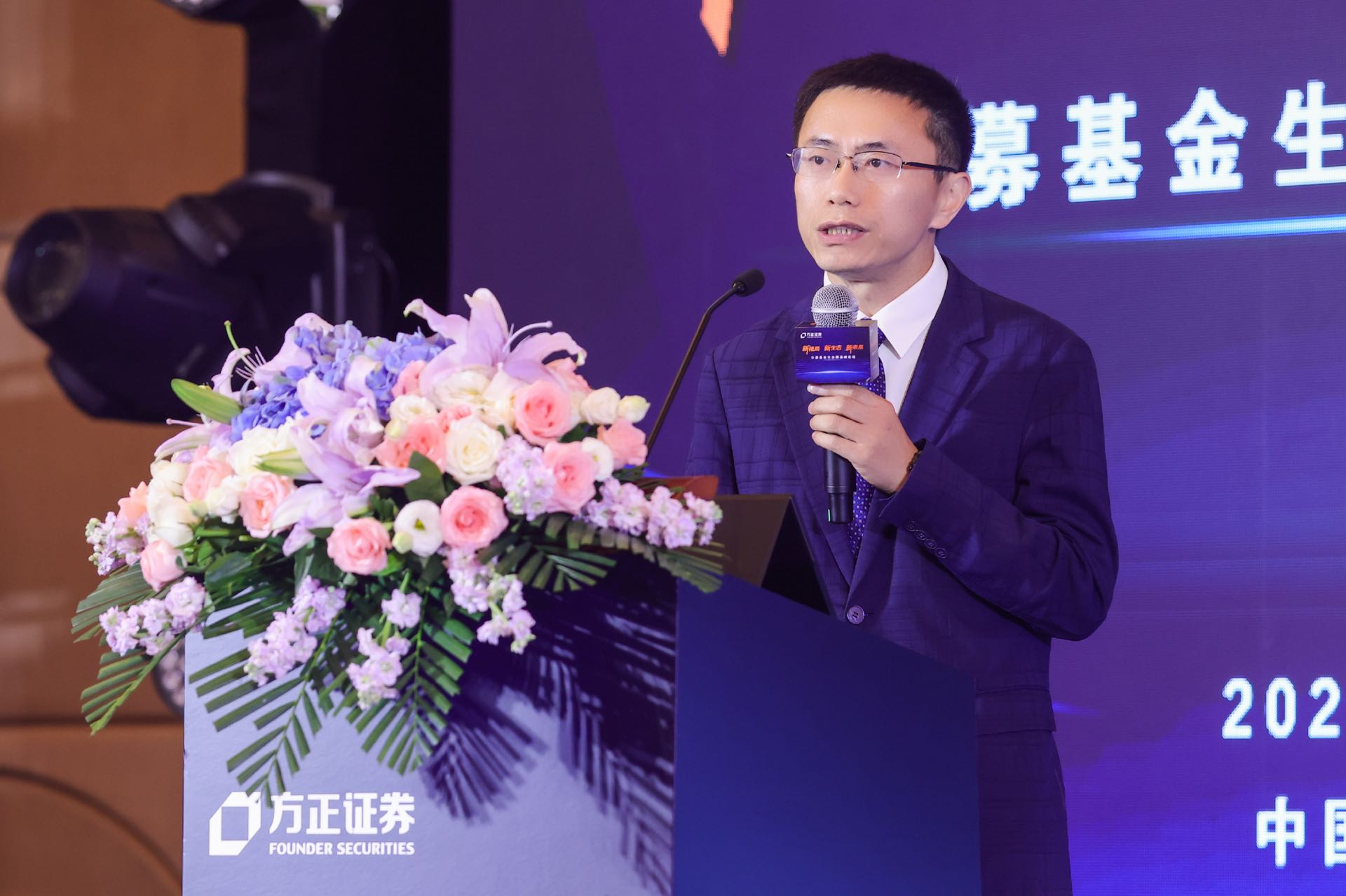 吴珂.jpg