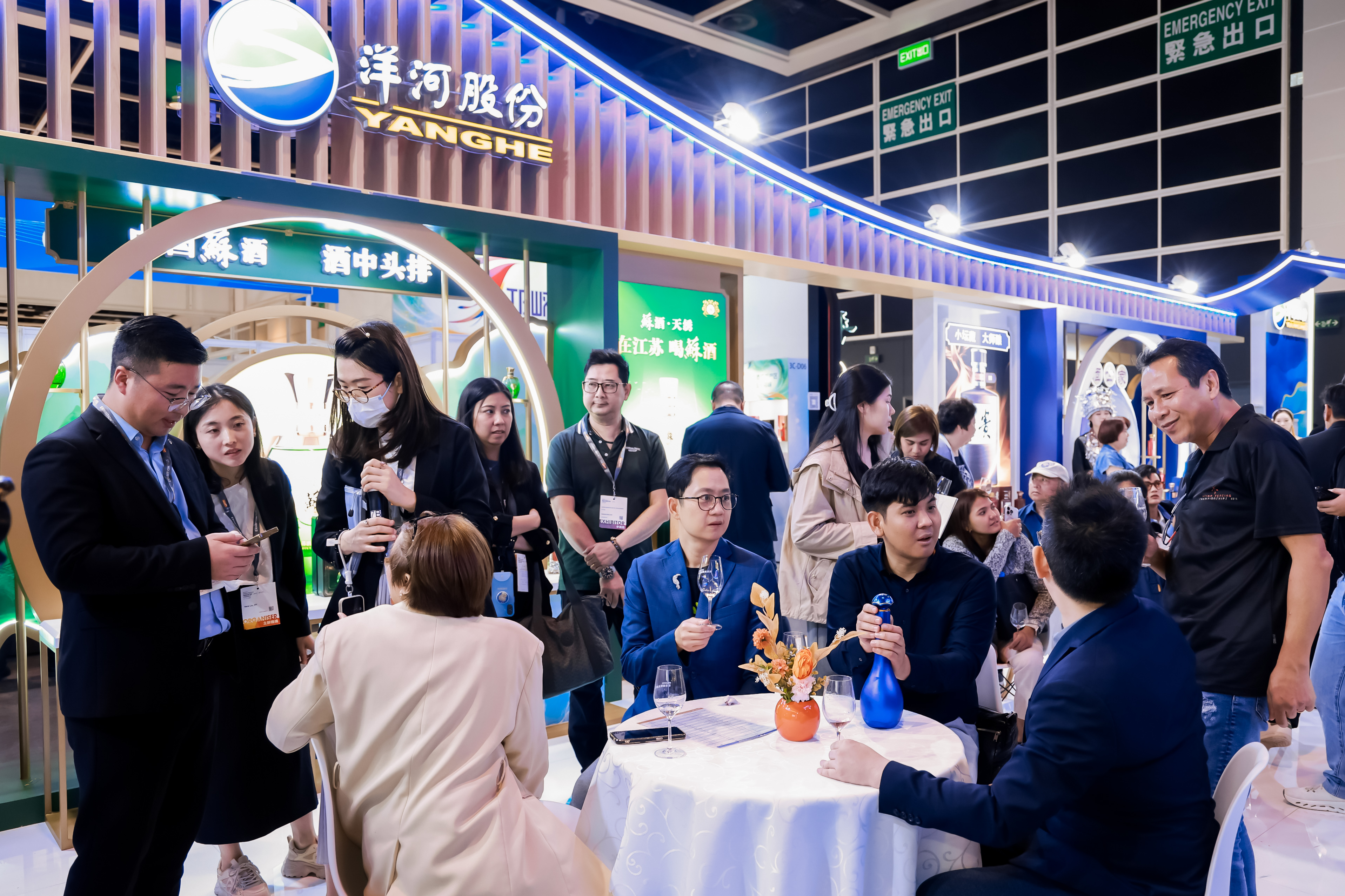 ZENG5672-opq4096794310.jpg ZENG5672-opq4096794310.jpg