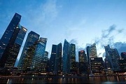 A股一季度业绩比拼：非银金融翻倍 钢铁垫底