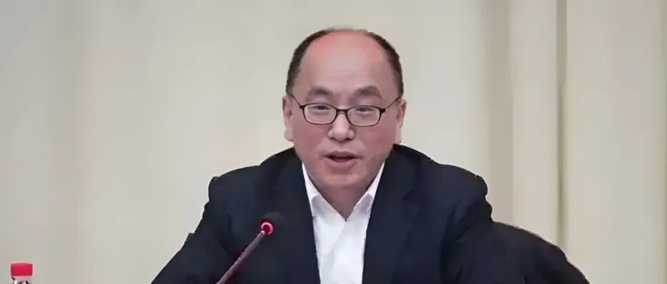 中国宝武最新通报，宝钢股份原党委常委、副总经理胡宏已被“双开”