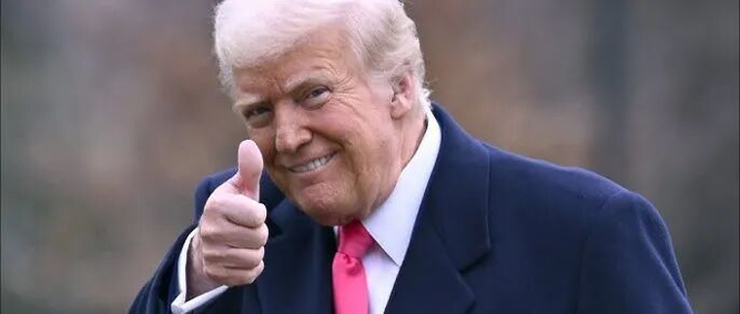 特朗普表示倾向于让沃什或哈塞特领导美联储