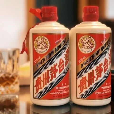 茅台年末出台控量政策，飞天茅台价格大涨