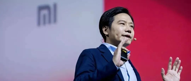 雷军公布小米汽车新年福利，YU7全系可享3年0息；网友：太给力了