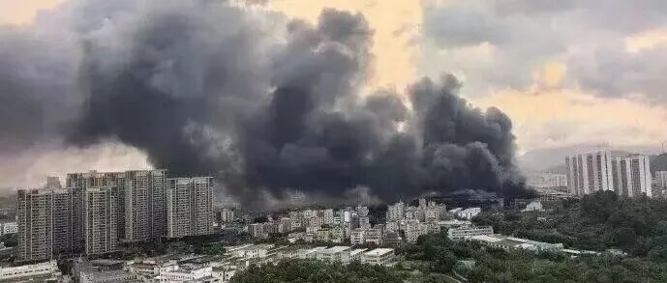 网传比亚迪坪山园区出现火灾，官方通报:火势已扑灭，无人员伤亡