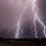 因违规发放个人住房贷款，徽商银行淮南凤台支行被罚款40万元