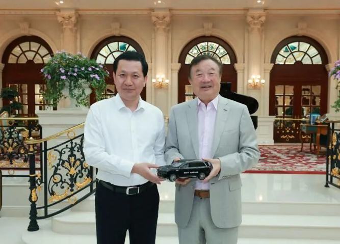 东风汽车与华为深化战略合作，会谈围绕产品技术协同创新等议题展开
